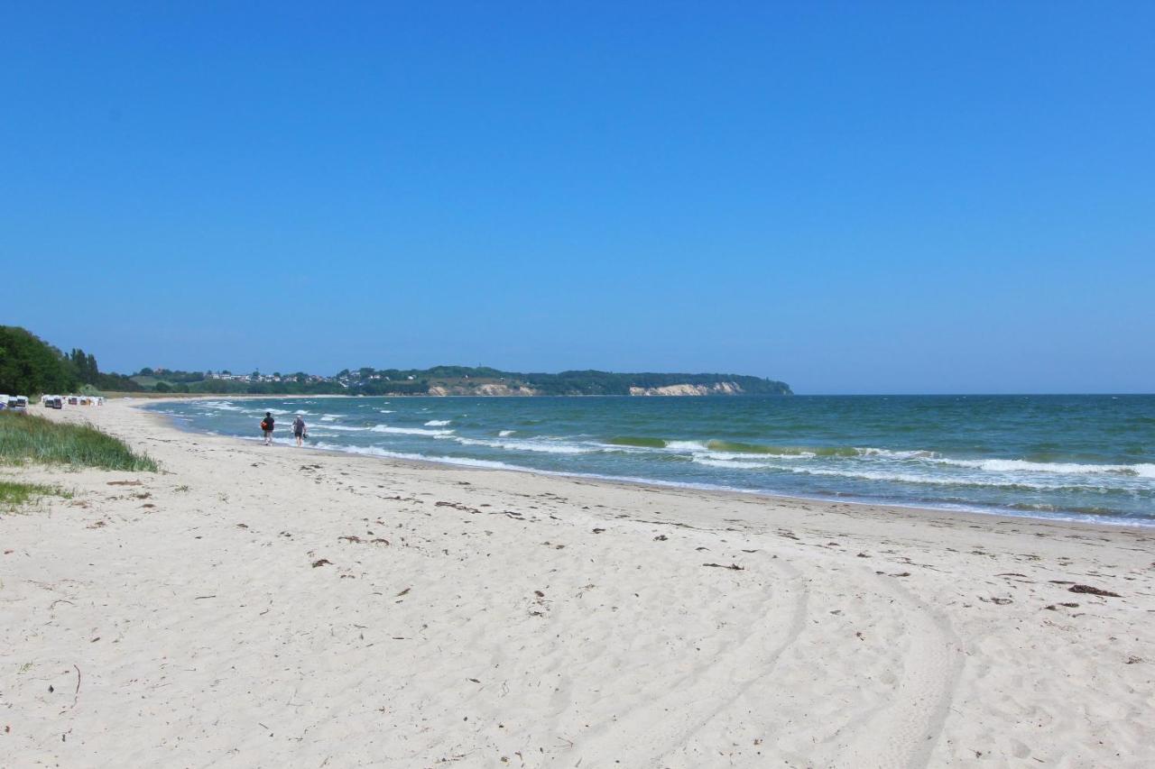 Strandnahe Fewo Mit Balkon, Gratis Nutzung Vom Ahoi Erlebnisbad Und Sauna In Sellin - Rex Rugia Fewo 13-5 لوبه المظهر الخارجي الصورة